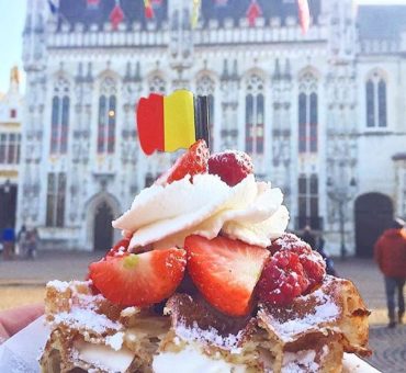 FOODIES TO FOLLOW ON INSTAGRAM